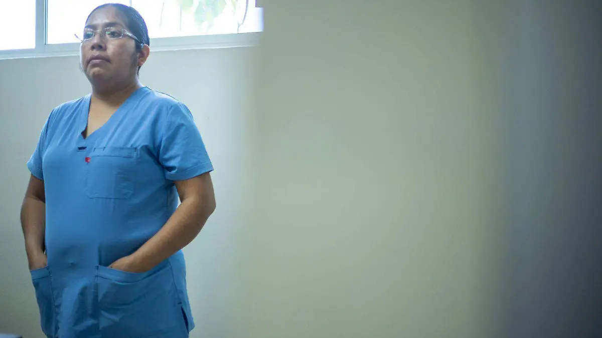 indígena a enfermera6 