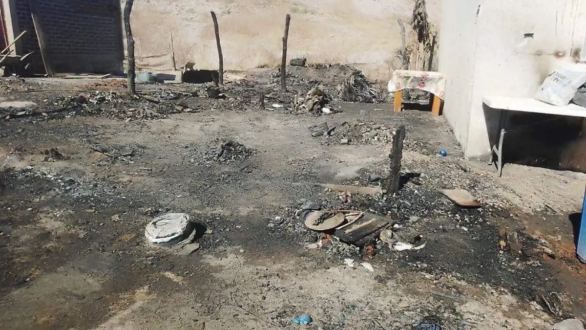 incendio en colonia dos de oro