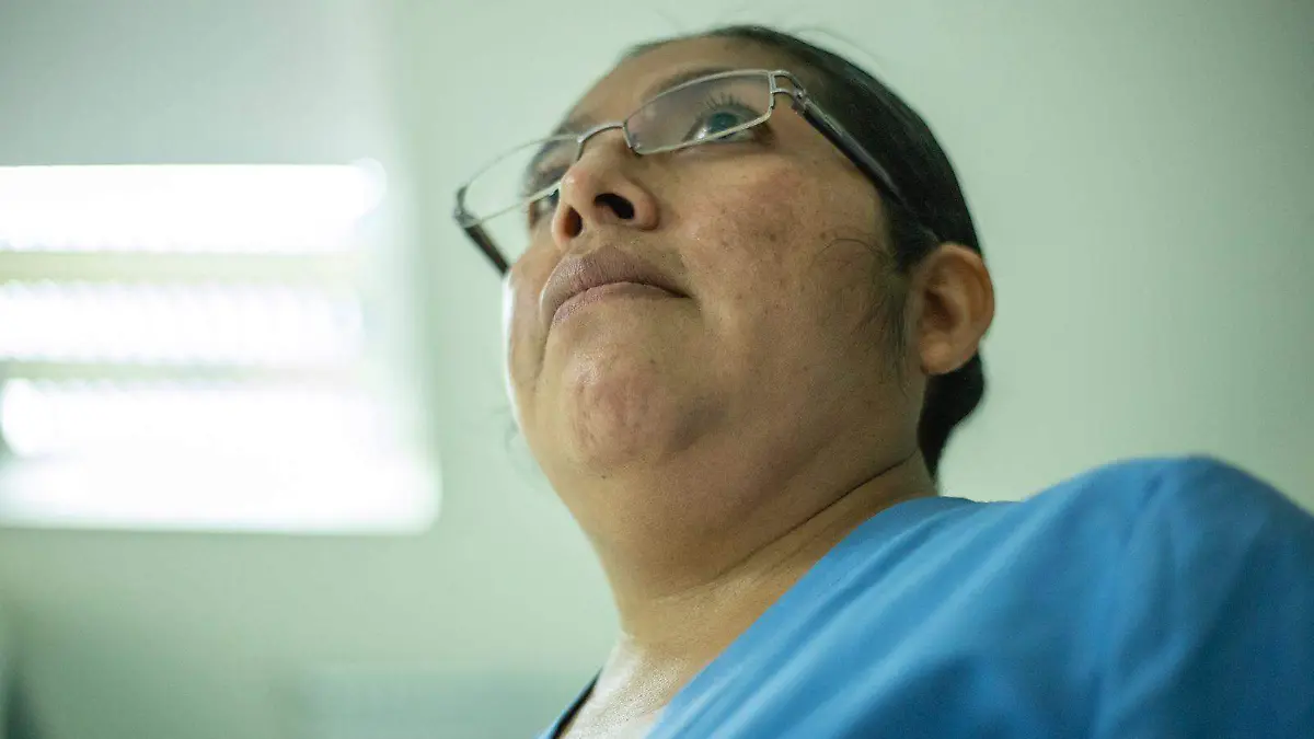 indígena a enfermera8 