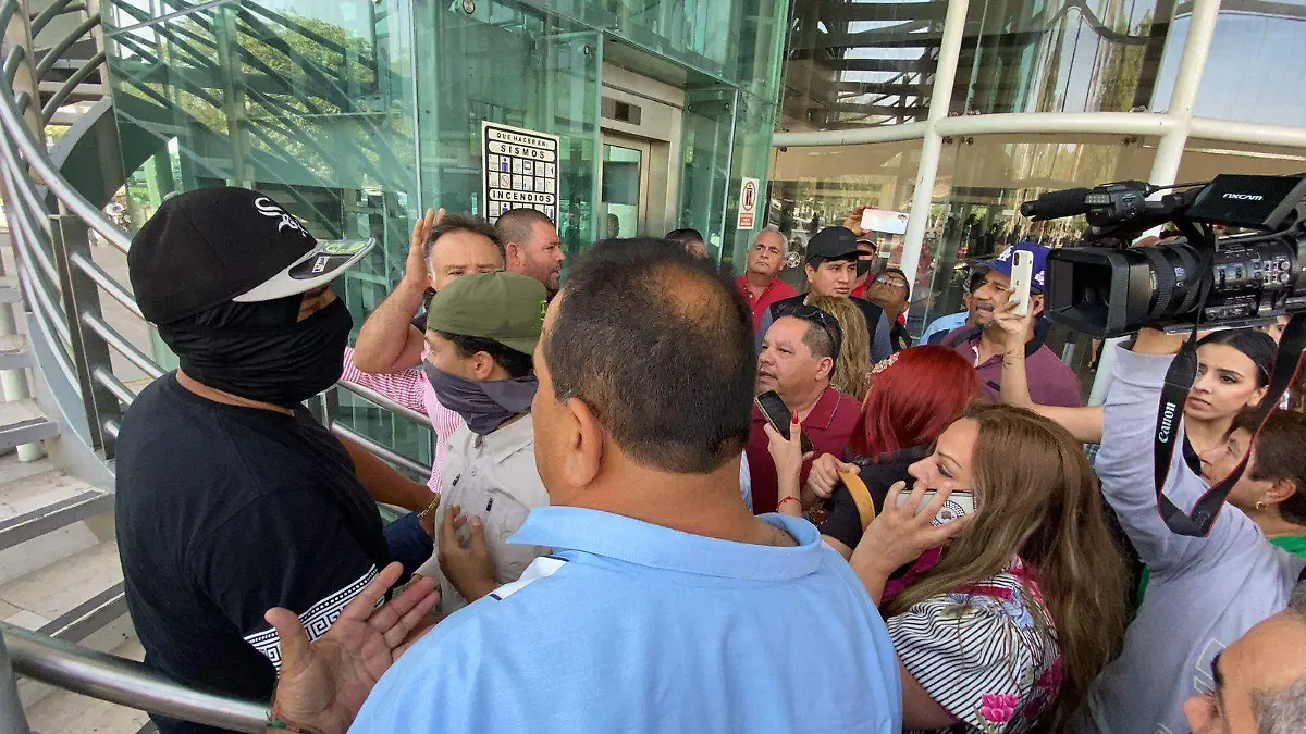 b778e31c-38ca-4292-a50e-7ad396691ec0