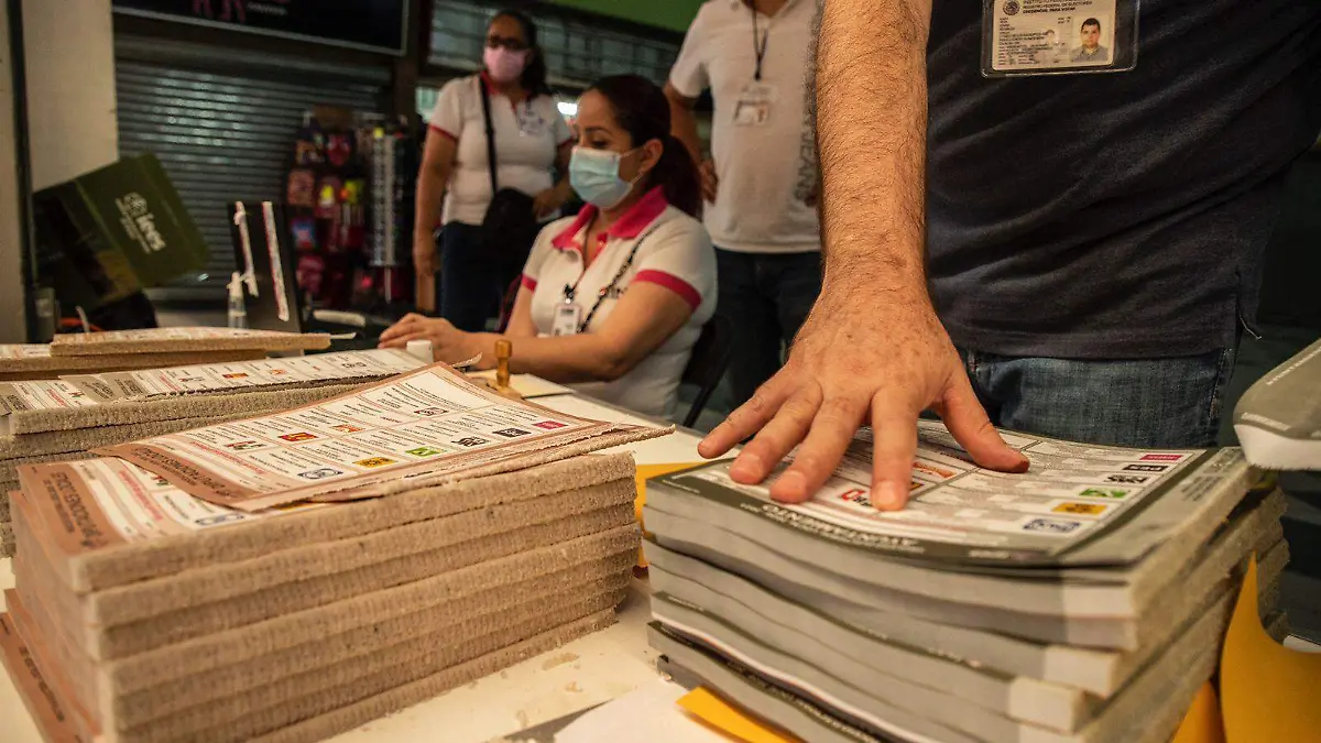 Gran afluencia de votantes en casillas1 