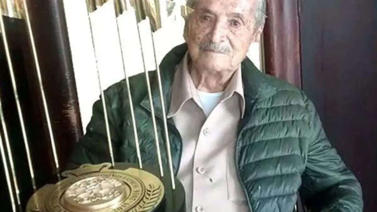 15ca6bed-738c-4157-96cd-cfd3d5b1acba