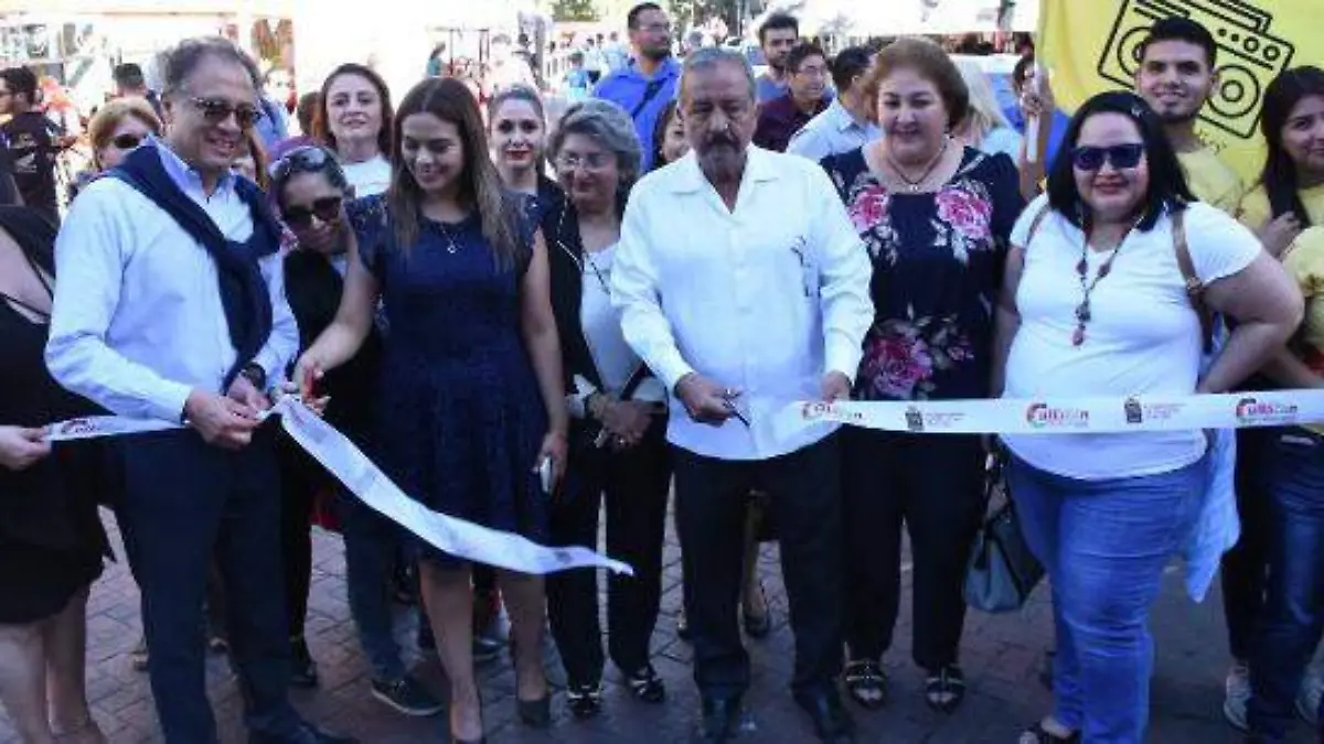INAUGURA