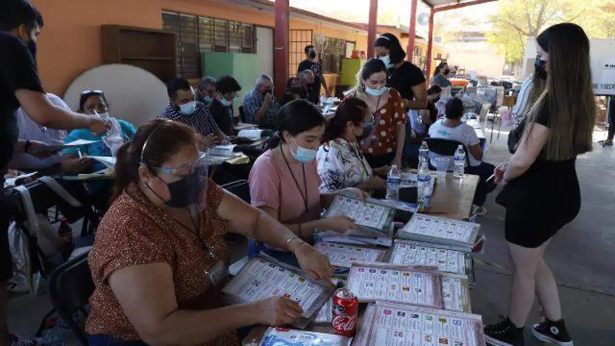 cierre-casillas-tres