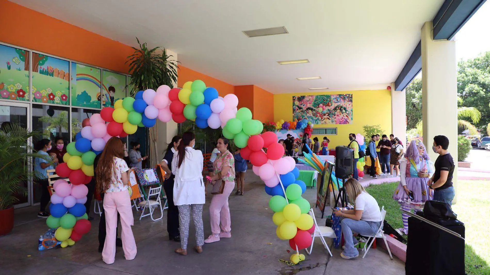 celebran-dia-del-niño-hospital-pediatrico