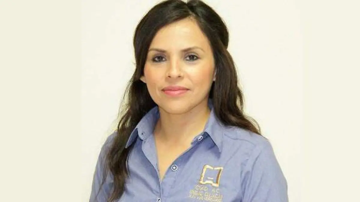 MUJERCIEENCIADOS