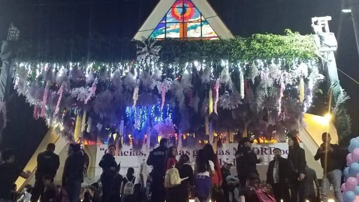 la lomita celebran dia de la virgen