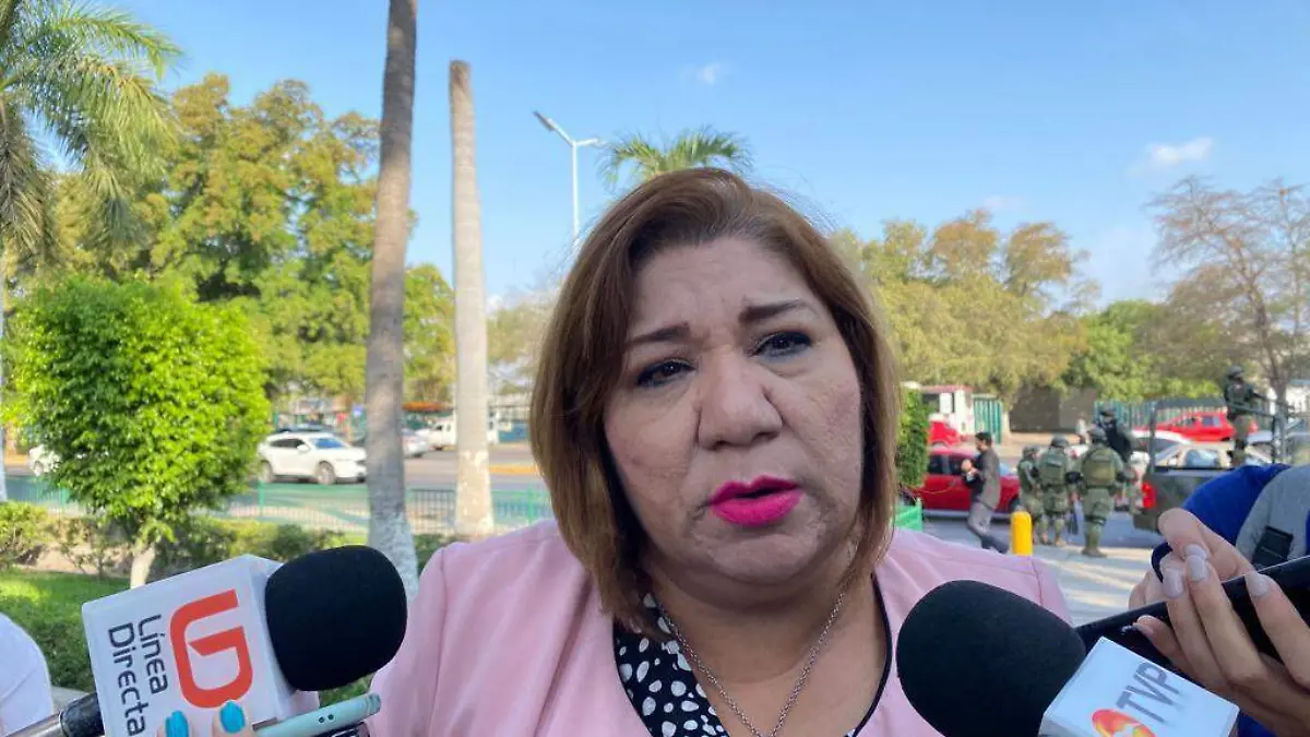 sebides-entrega-apoyo-a-familias-desplazadas