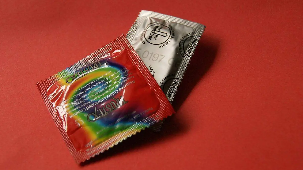 colourful-condoms-g5ecd12795_1280