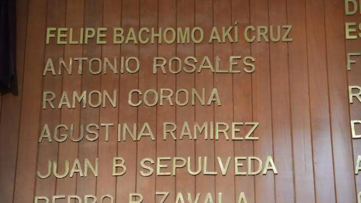 muro - honor- congreso