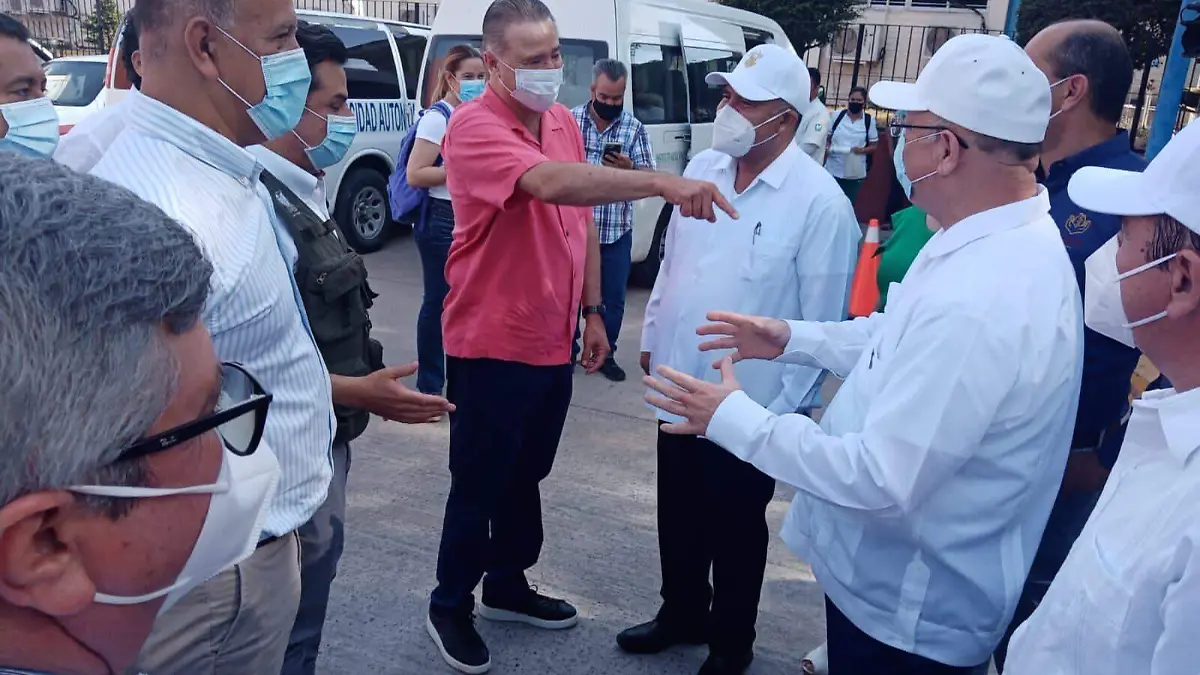 Quirino-imss-insabi-vacunacion