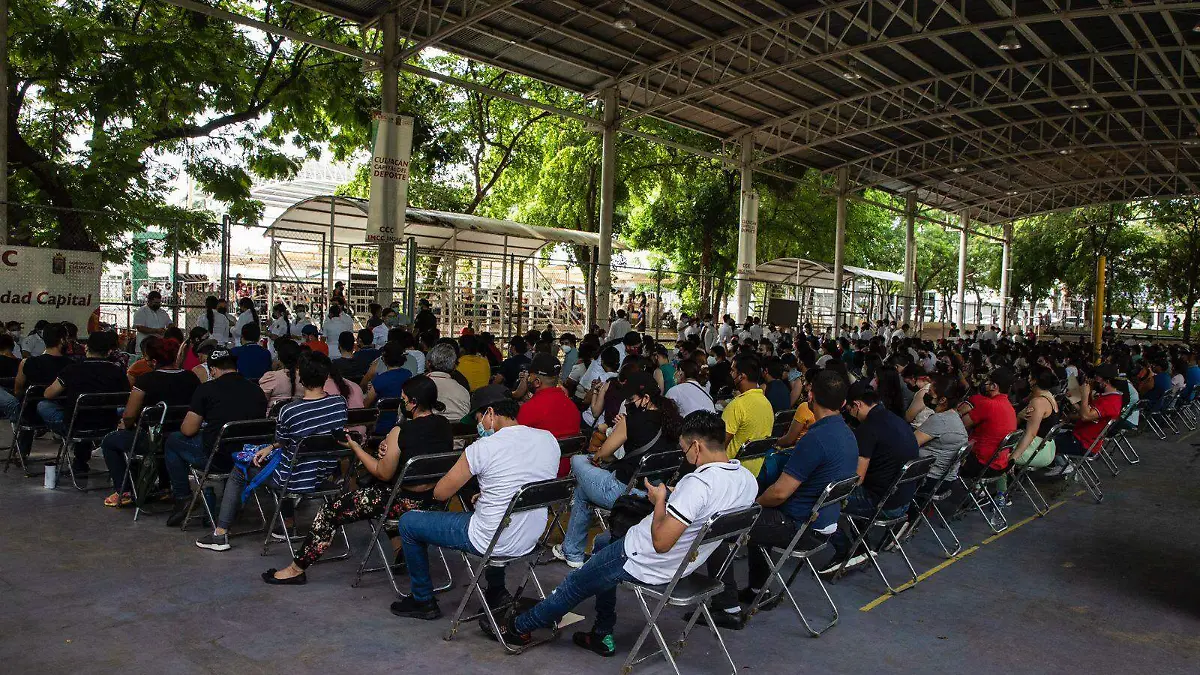 vacuna-jovenes-mas18