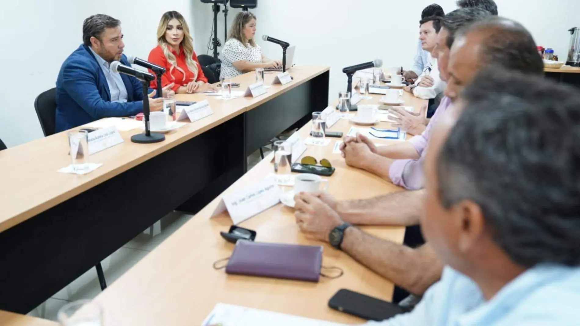 integrantes-de-la-comision-de-obras-publicas