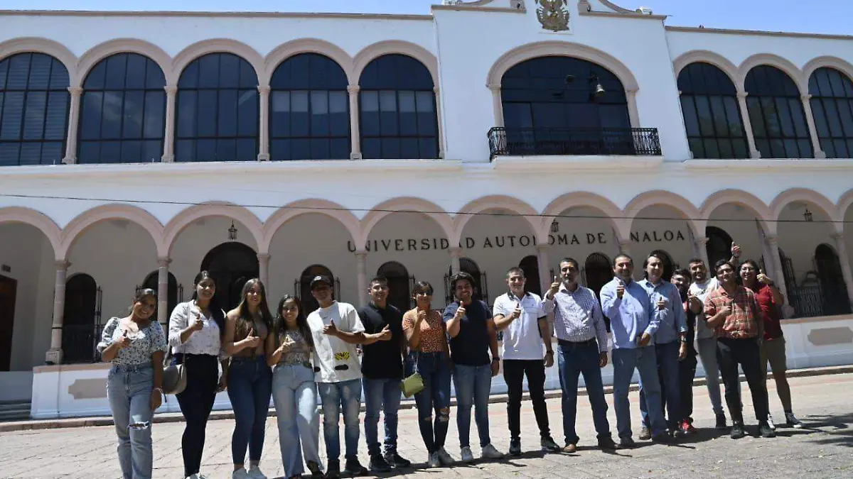 alumnos-locales-extranjeros