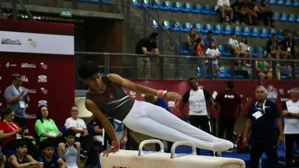 aaron-ibarra-campeon-medalla-de-oro