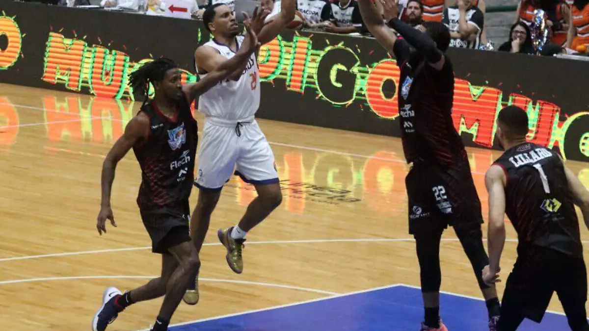 baloncesto-piones-triunfo