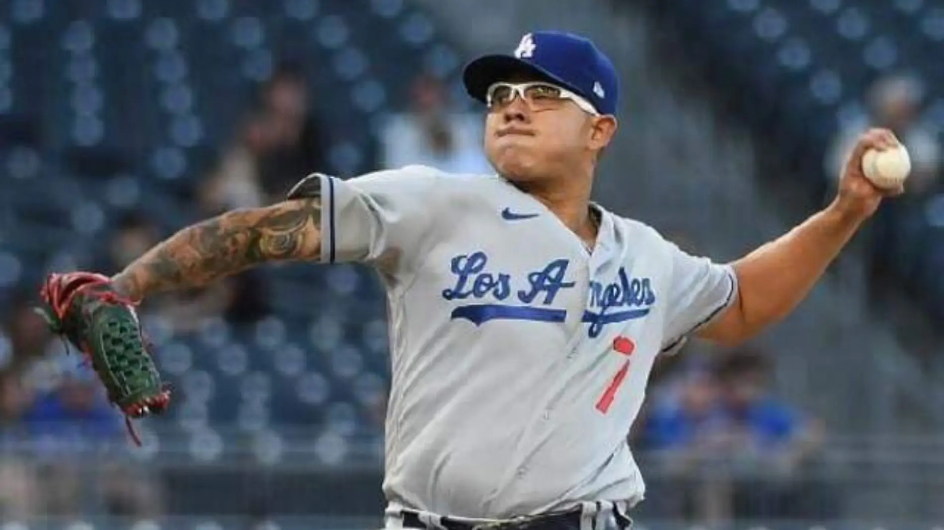 j-urias