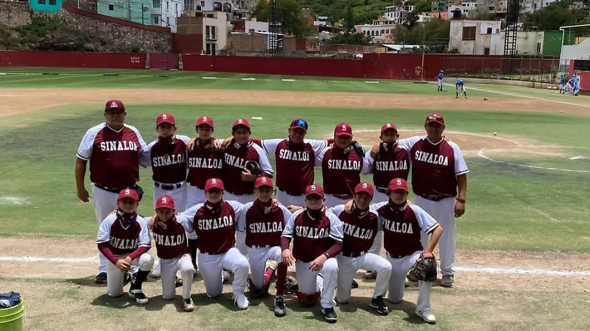 JUGADORES del equipo de Sinaloa