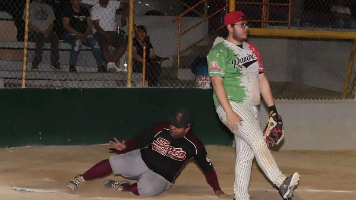 deportivo-soto-pega-primero-softbol