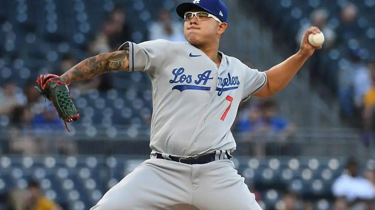 julio-urias