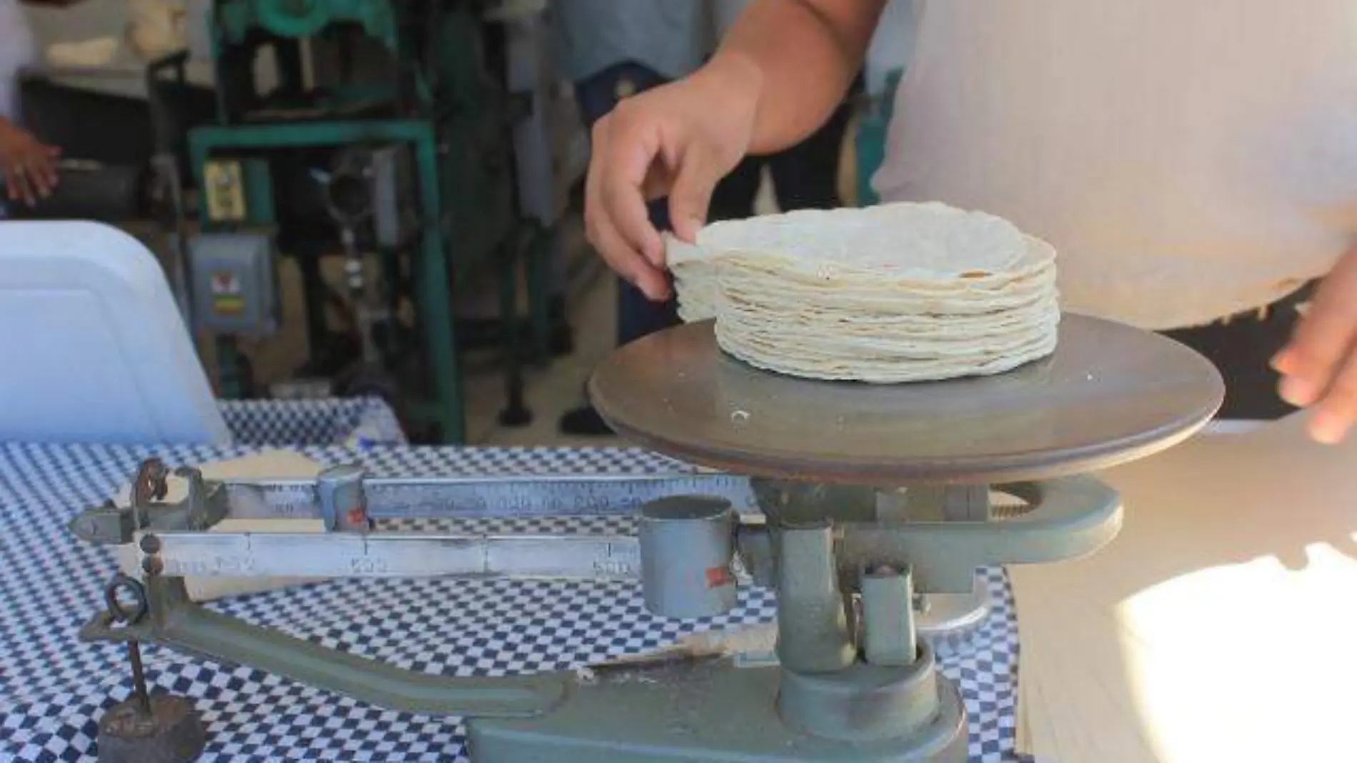 TORTILLAS