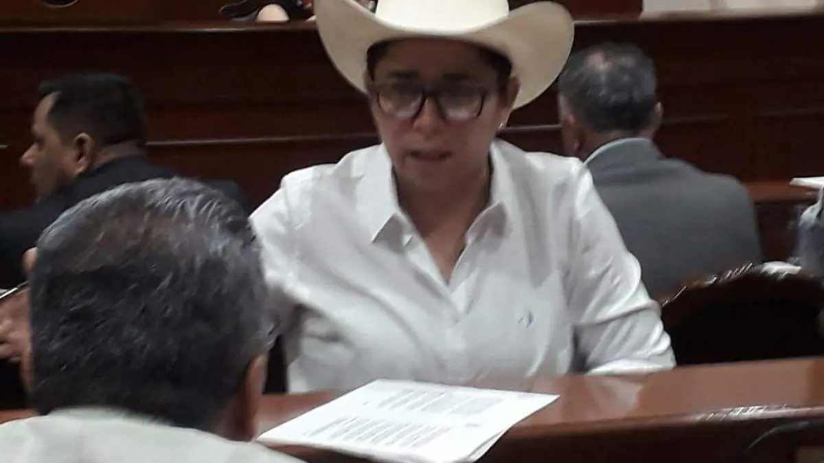 ce69ed2f-de9d-44c0-8028-1445213eeab8