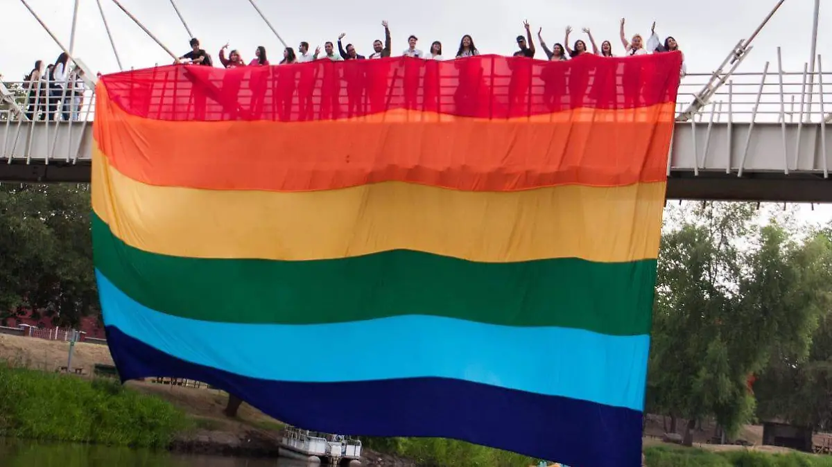 287f3d99-4afc-490a-bf80-9ae0aa9b4978