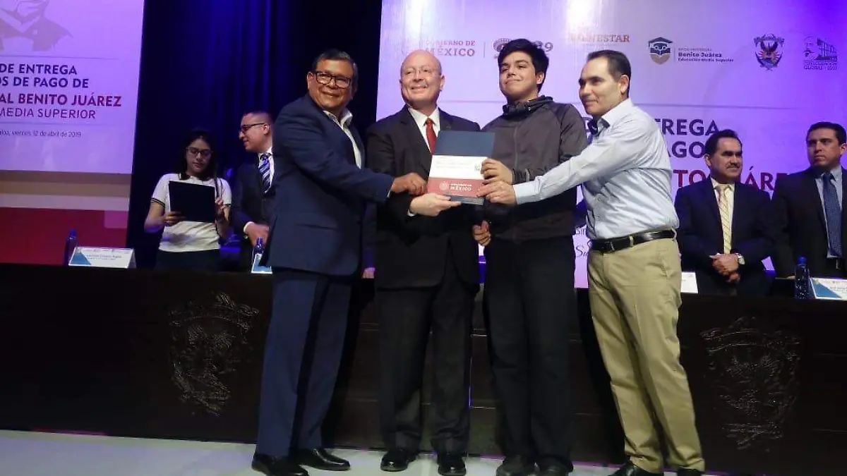 c0663617-212e-42b7-879e-99c07b8b6e36