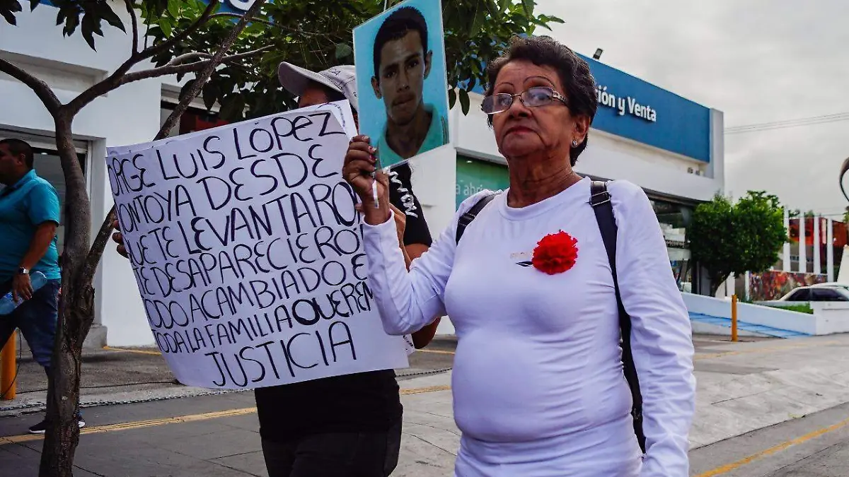 b8c4e35d-1a5e-4583-935d-94c75923bad3