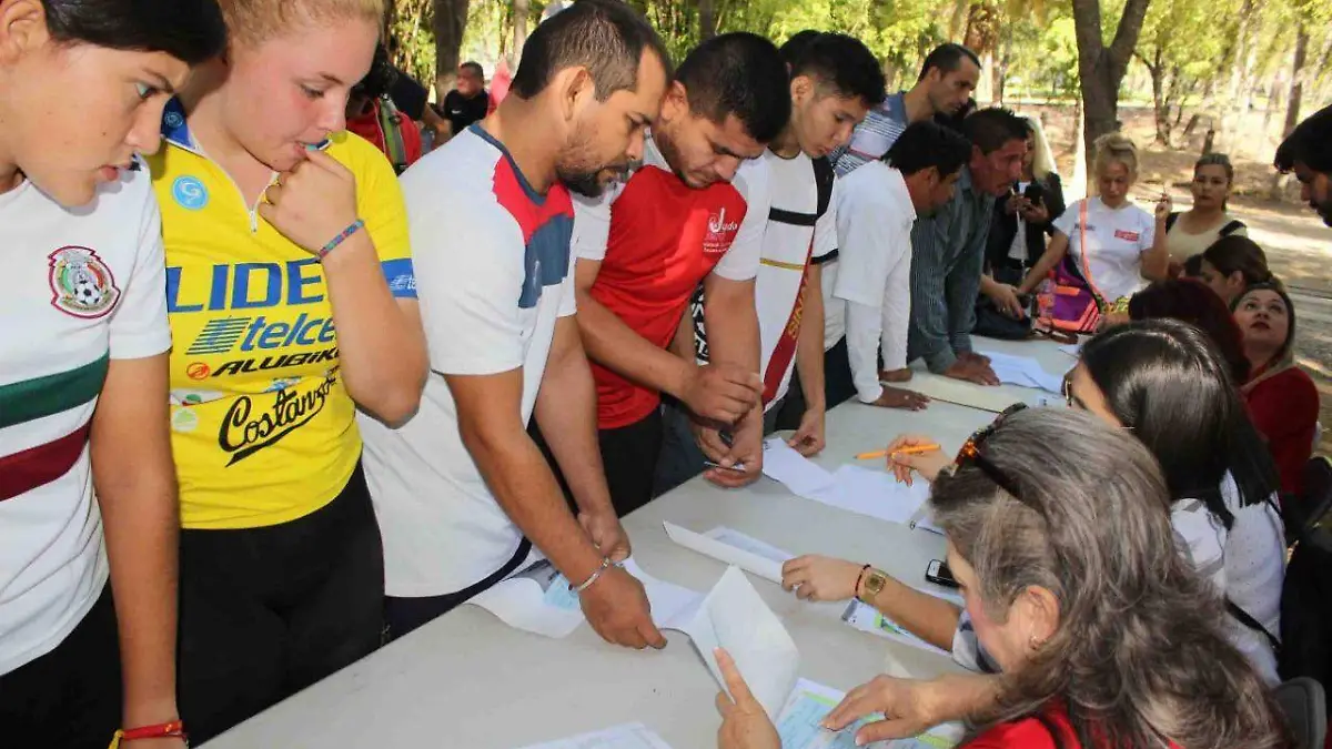 a3a4e755-684d-4a40-b2c0-b2e65d7f8a0f