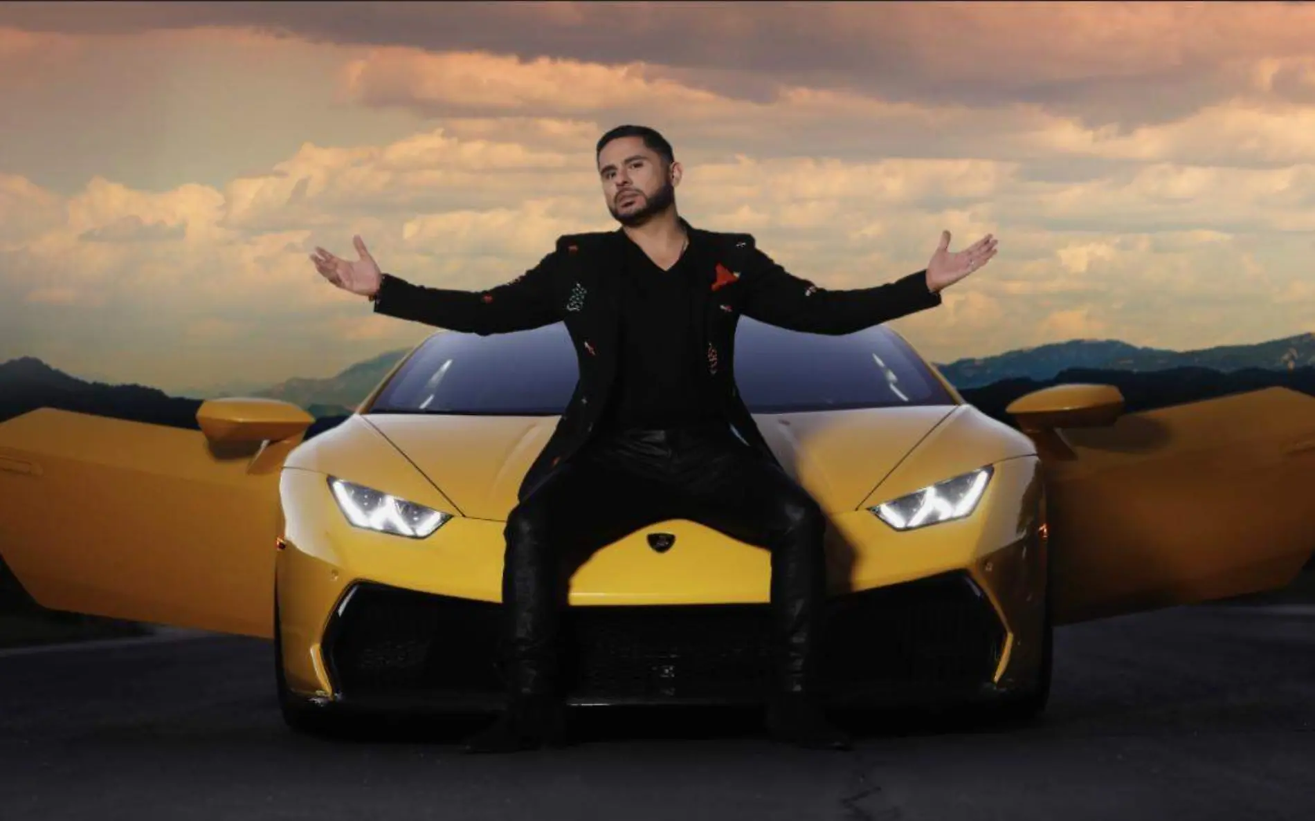 larry-hernandez-estrena-video