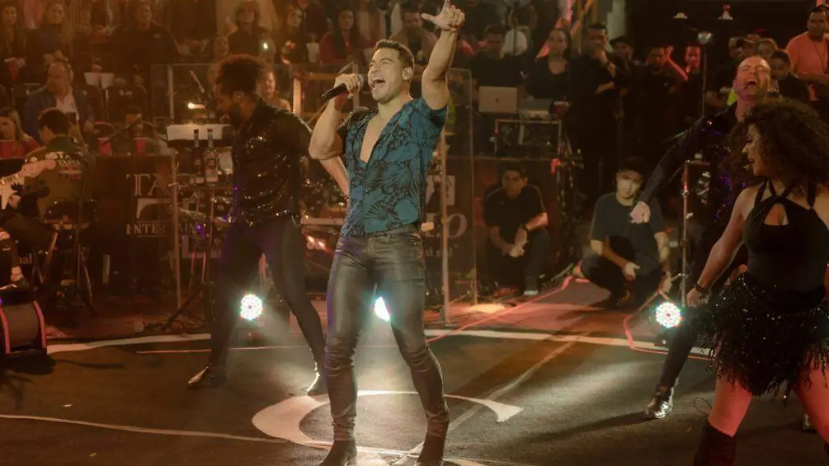 carlos rivera encanto el palenque