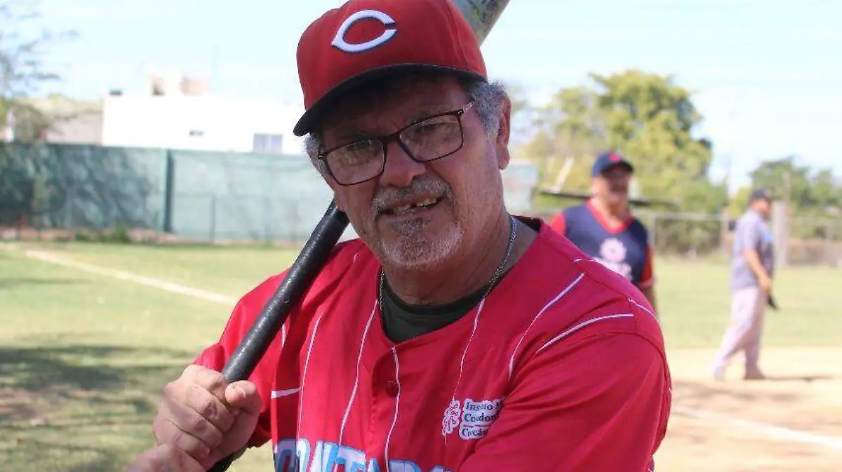 Softbol-Miguel-Osuna-y-Luis-Enrique-costa