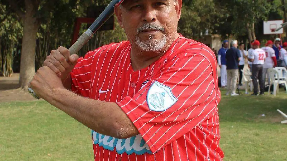 Softbol-Miguel-Osuna-y-Luis-Enrique-costa