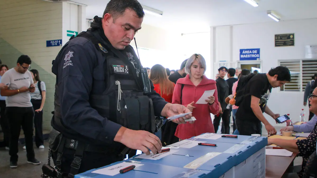 elecciones-uas-vota