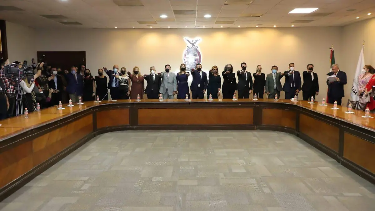 toma-de-protesta-gabinete-rocha-moya