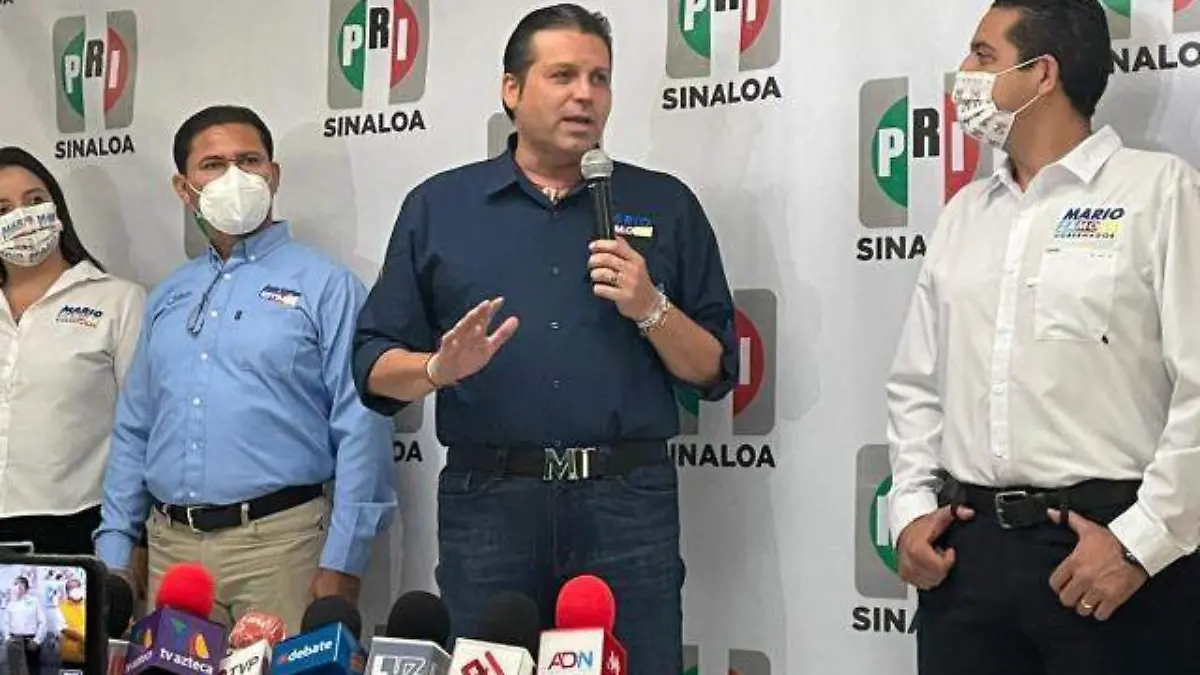 Mario PRI-PAN-PRD