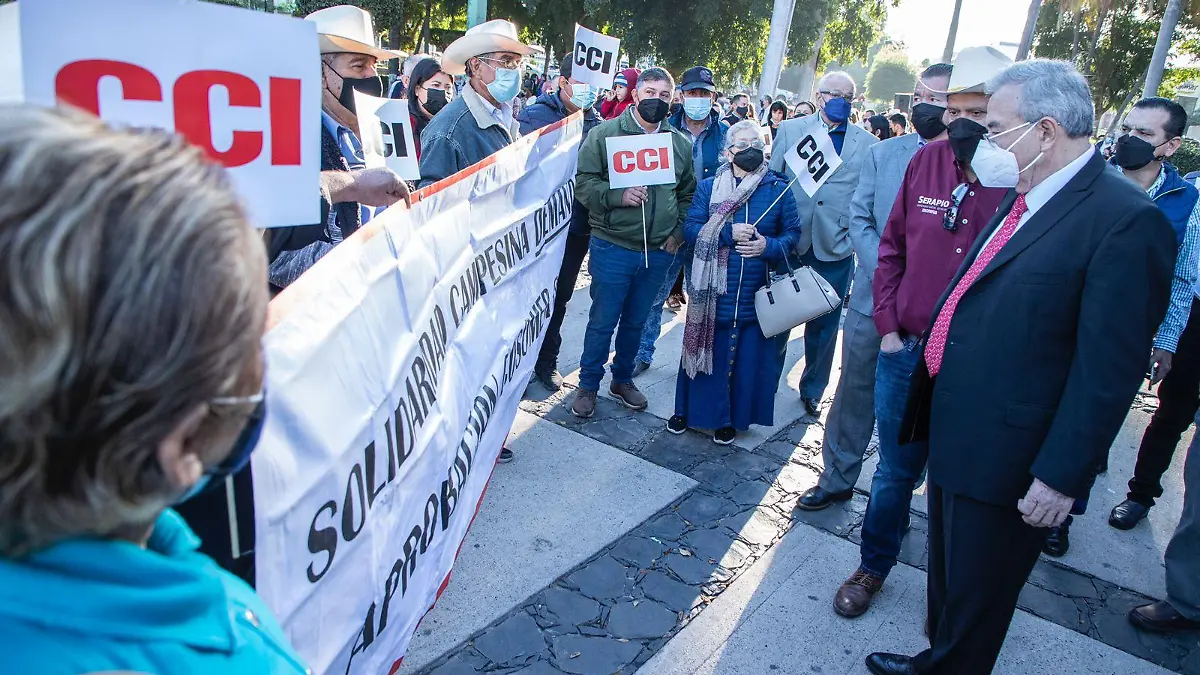 cf0ec46c-29e9-4892-be27-a0fcaae49b38