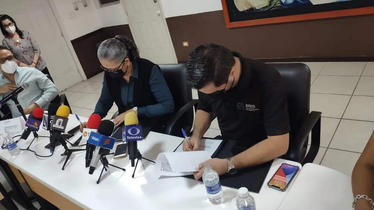 fa63e479-9da0-4cf2-b594-260011c0a782