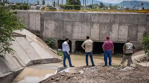 Alcalde supervisa zonas afectadas por lluvias y ordena reforzar limpieza de  canales - El Sol de Sinaloa | Noticias Locales, Policiacas, sobre México,  Sinaloa y el Mundo