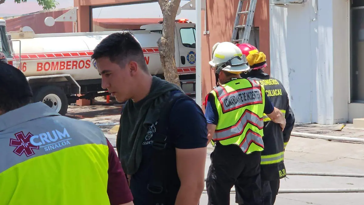 incendio-edificio-uas