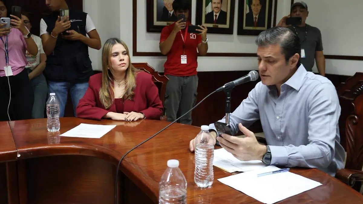 Toma-de-protesta-presidenta-Ana-Miriam