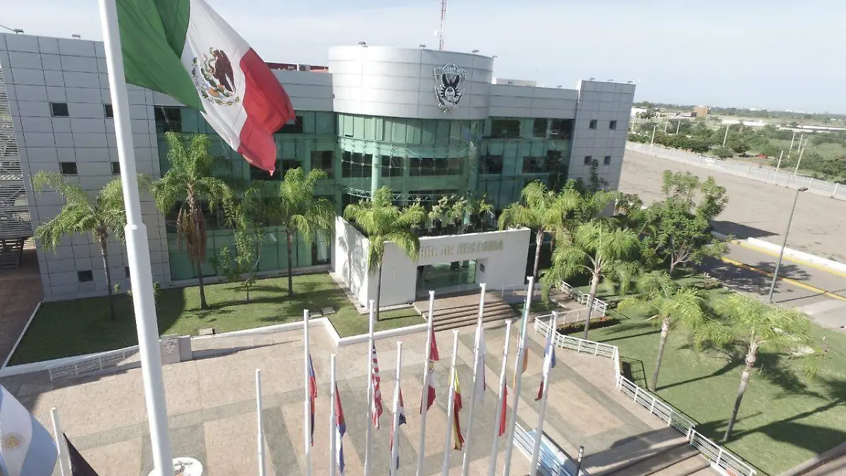 RECTOR INFORME (1)