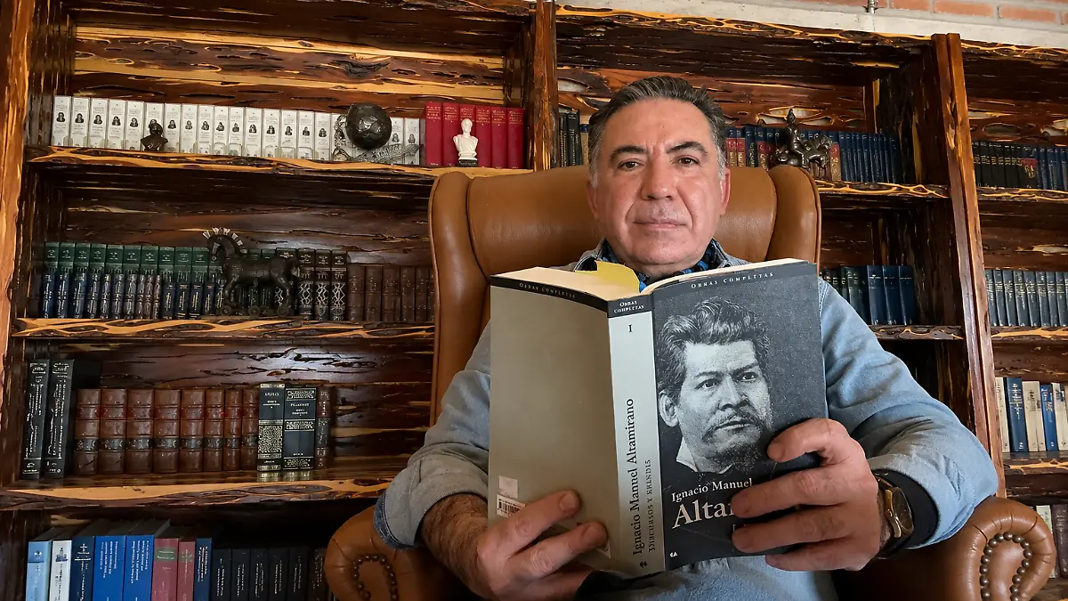 Enrique Inzunza reaparece en X