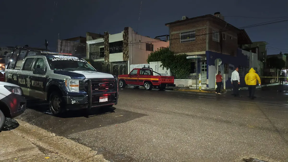 Ejecutan a balazos a un joven cerca del panteón civil