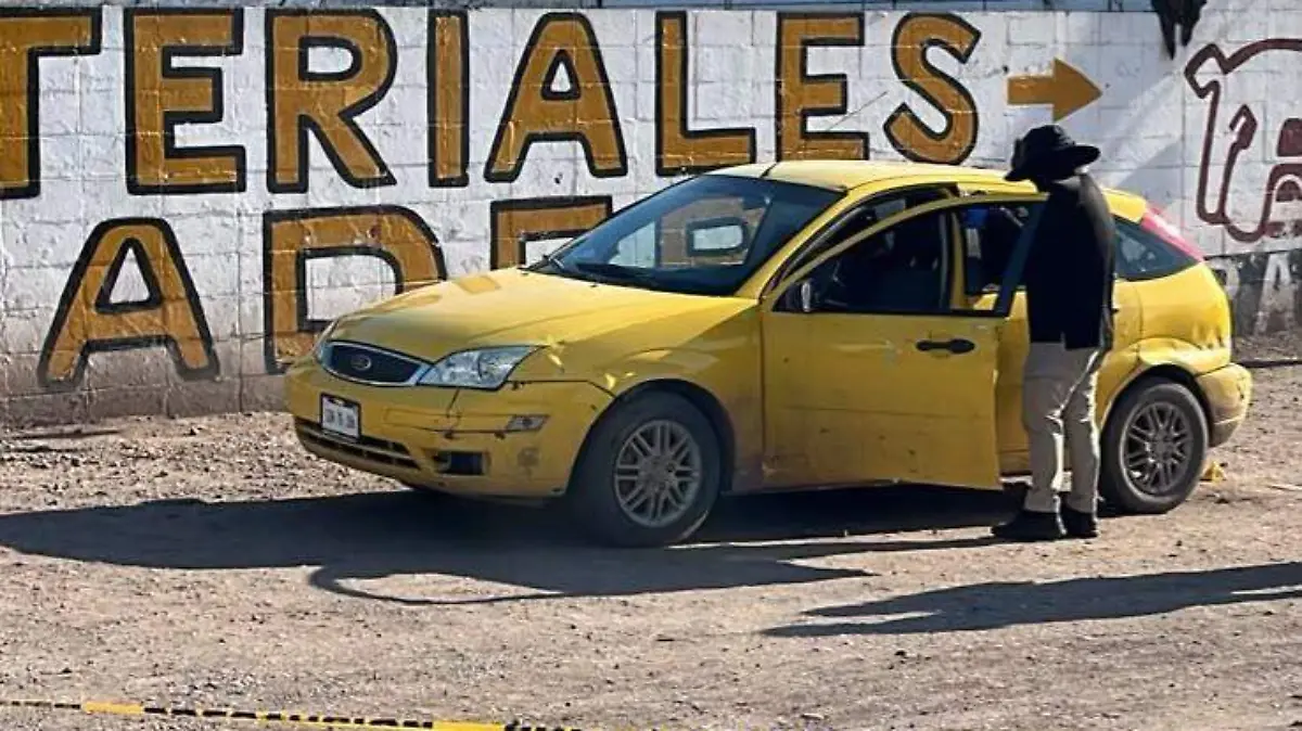 Pareja atacada a balazos en Navolato