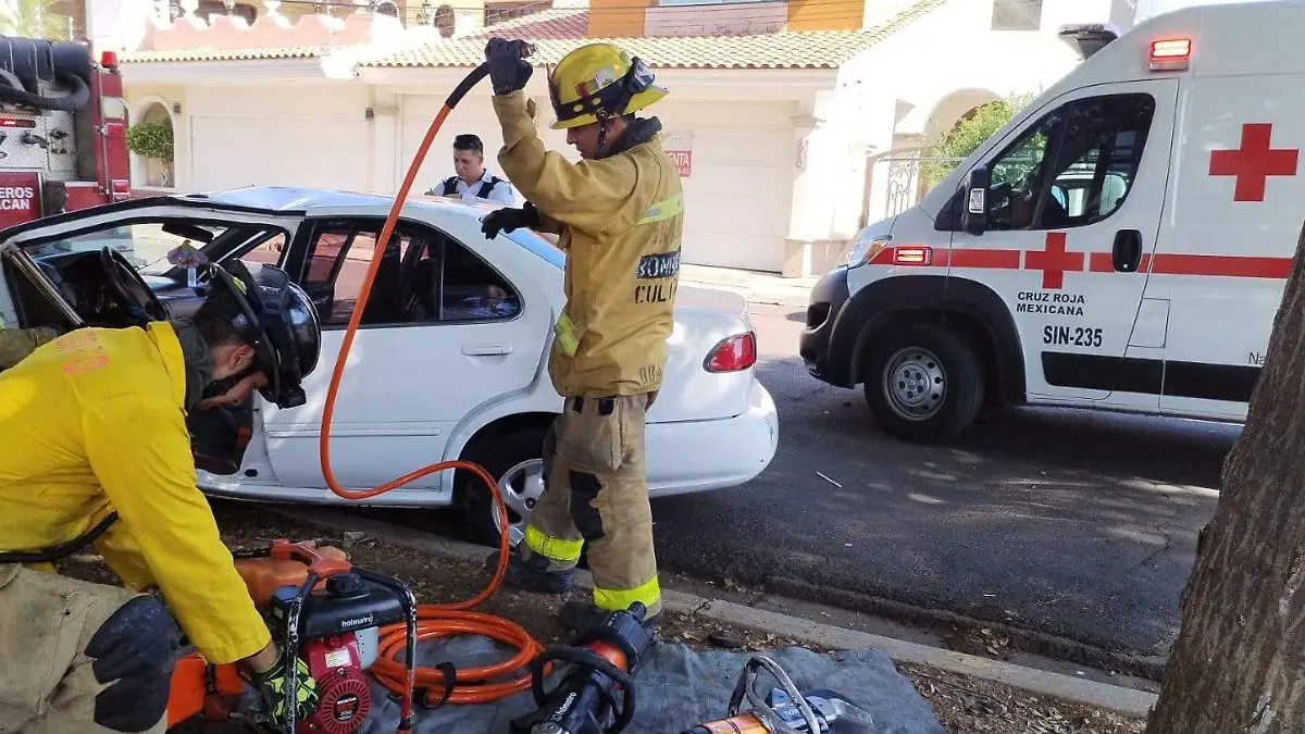 mujer accidente