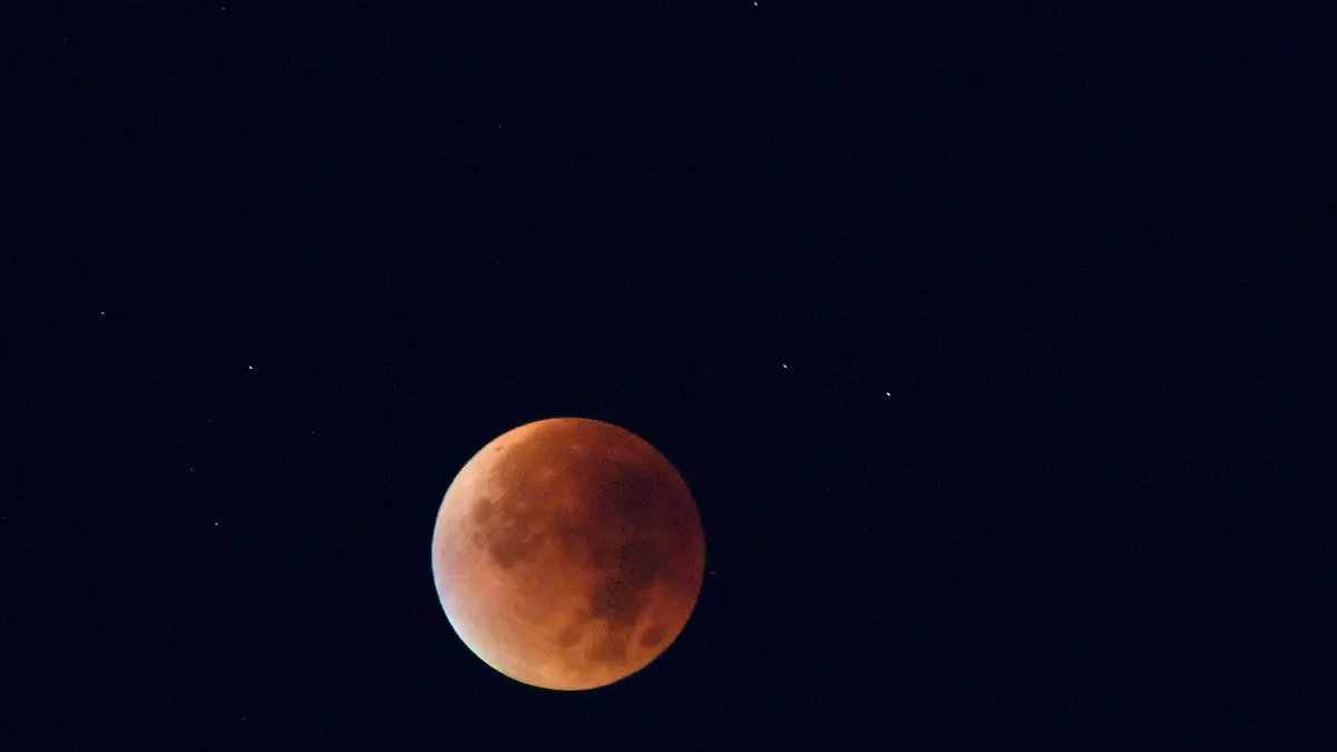 denisdoukhan-eclipse-978079