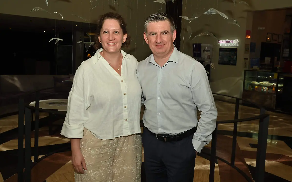 Claire Barnouin, CCI France México y el vicepresidente de la cámara, David Ribot