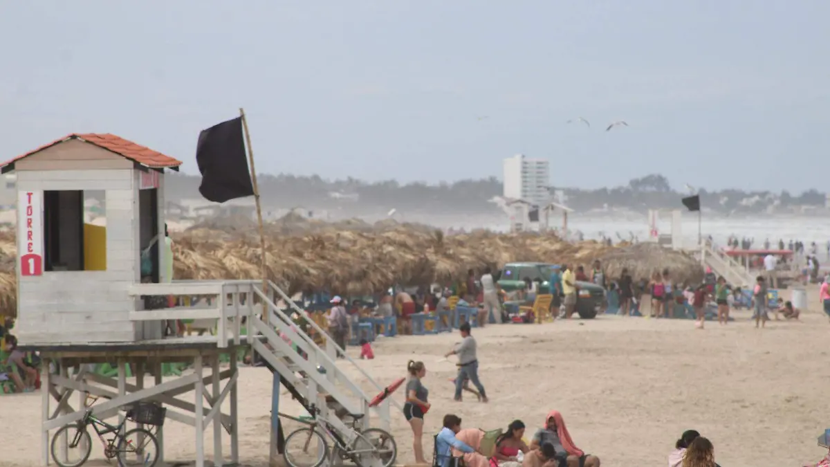 Con la llegada de puentes, Semana Santa y vacaciones es justo decir que llegó el tiempo de escaparse a playa Miramar